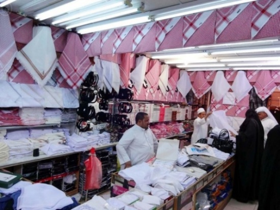 السعوديون اشتروا 8 ملايين "شماغ" خلال شهر رمضان